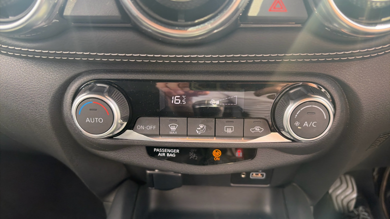 Nissan Juke 1.0 DiG-T 114 N-Connecta 5dr Petrol Hatchback